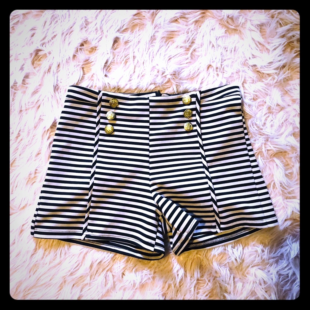 Adorable Toto shorts